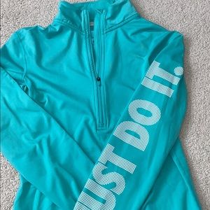 ♡ Nike quarter zip!! ♡